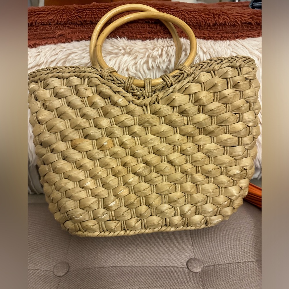 Woven Rattan Handbag, Bamboo Handle, Fabric Lined,Summer Beach Bag, Vacation bag